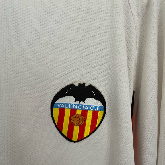 Valencia- Ruben Baraja jersey- number 8 - Picture 8 of 10